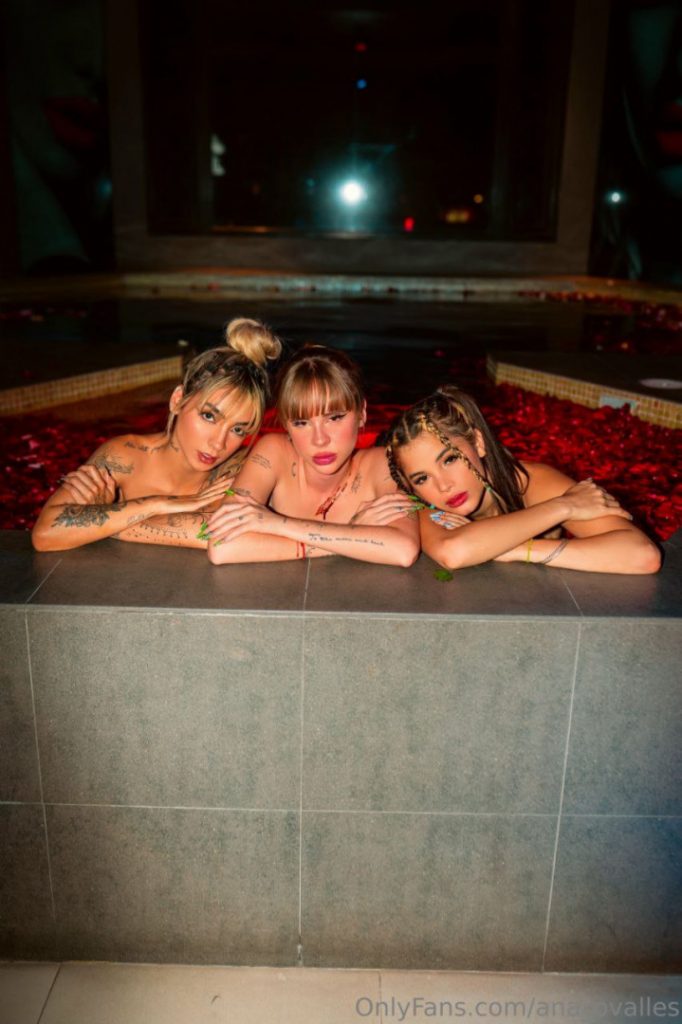 OnlyFans – Petite – Latina – Anasoclash / Ana Ovalles – Nude