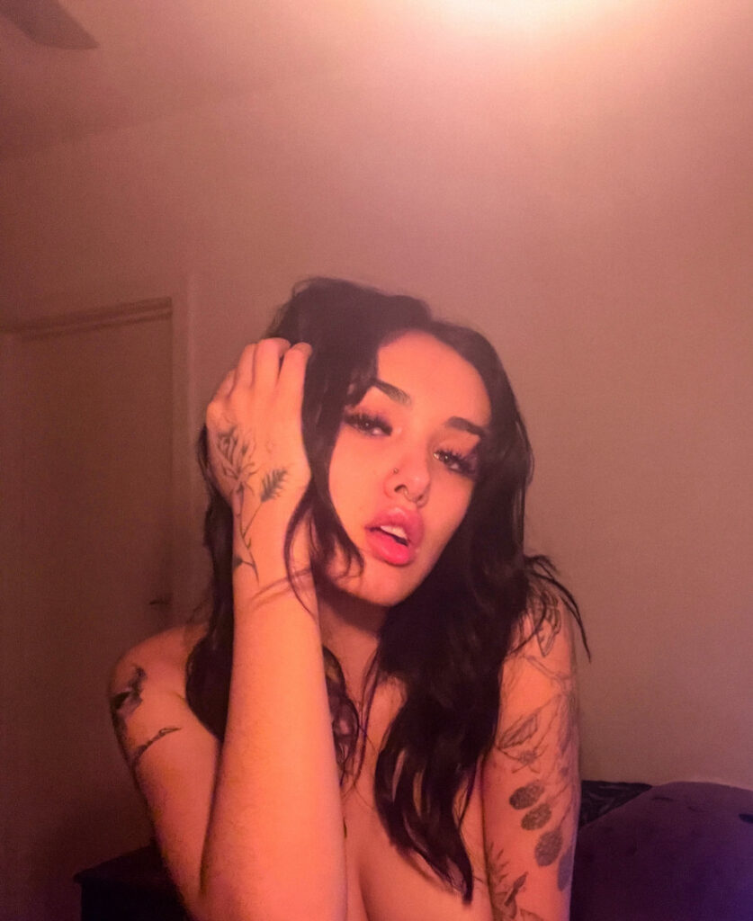 OnlyFans – Arivalilith Akasha Collins – Nude