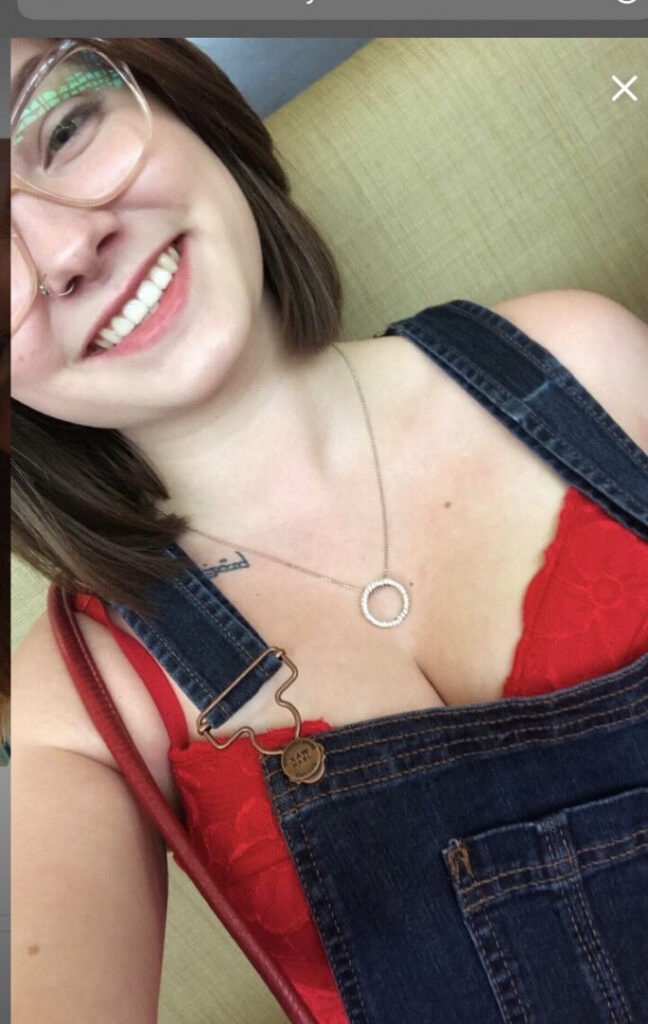 OnlyFans – TikTok – Ashley Renée (@ash.renee.ley) – Nude