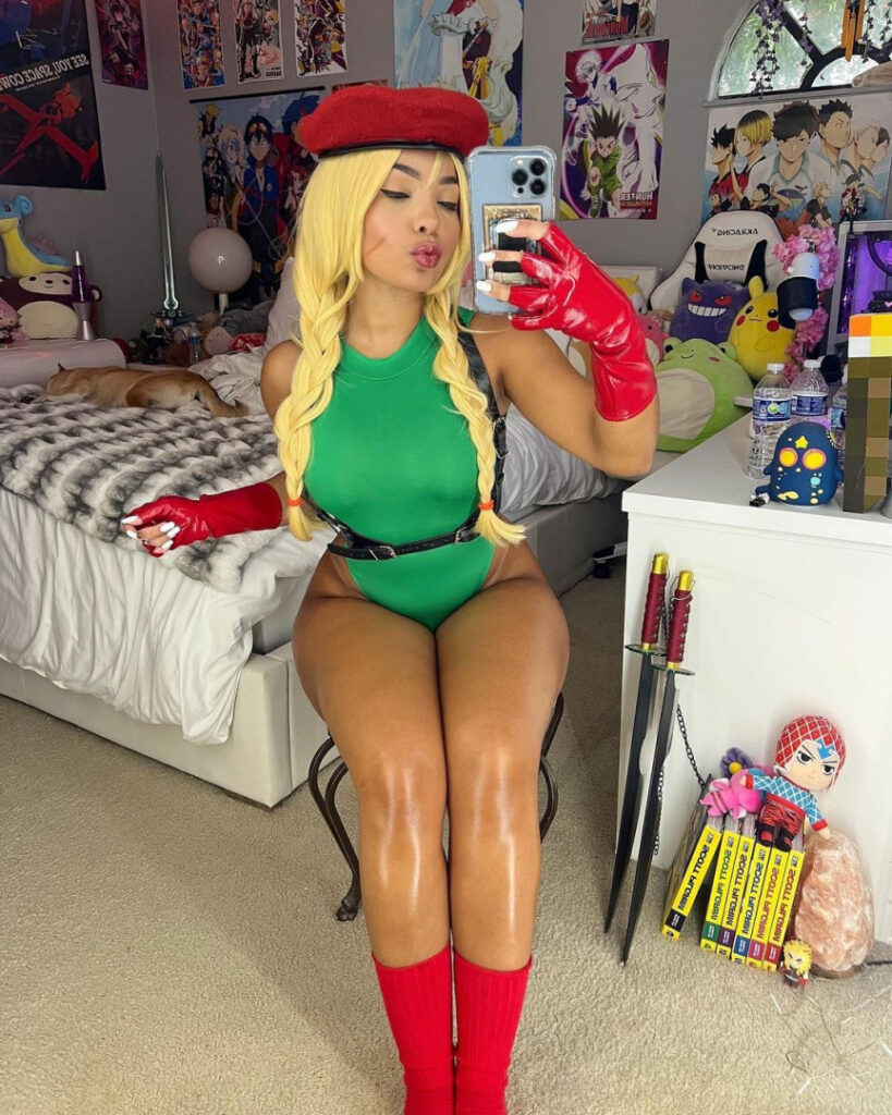 Instagram – Cosplay – T H I C C – Avanti – Avazura – twitch streamer – Nude