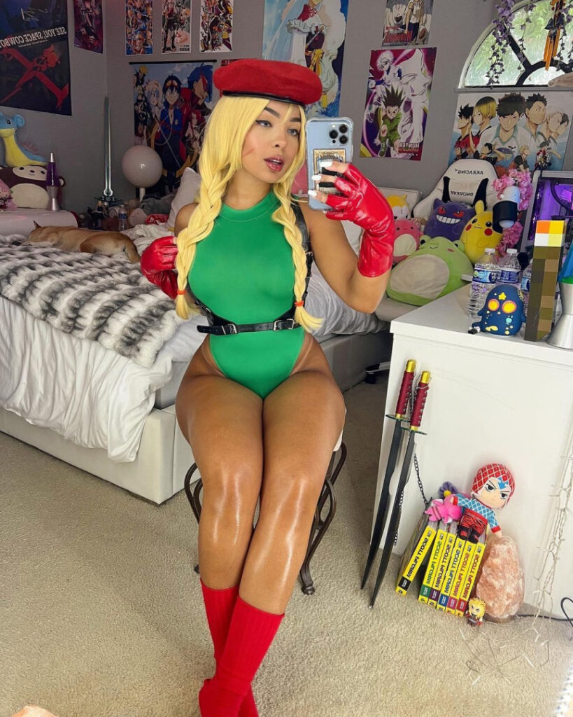 Instagram – Cosplay – T H I C C – Avanti – Avazura – twitch streamer – Nude