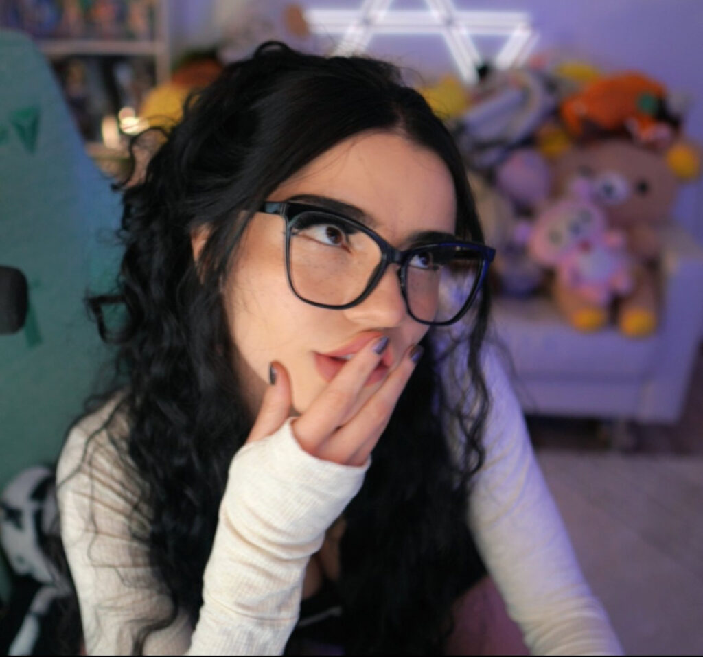 Patreon – Twitch – Avivasofia Oxythoughtin misopacketbae – Nude