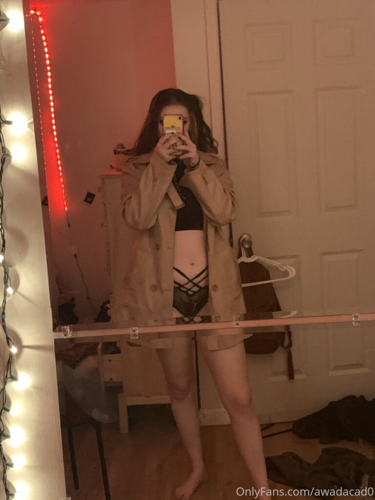 TikTok – Awadacado – Nude