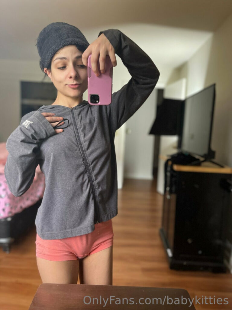 OnlyFans – Petite – Teen – BabyKitties / Carly Rose / rnama – Nude