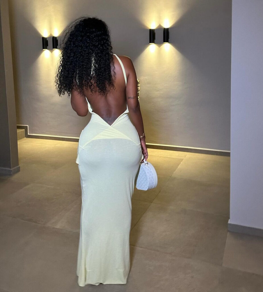 Instagram – MILF – Ebony – Bernice Burgos – Nude