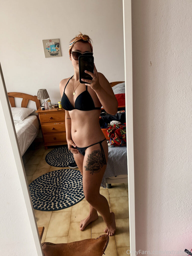 Twitch – OnlyFans – Beth Freeman / bethfreemanartist / extrabeth – Nude