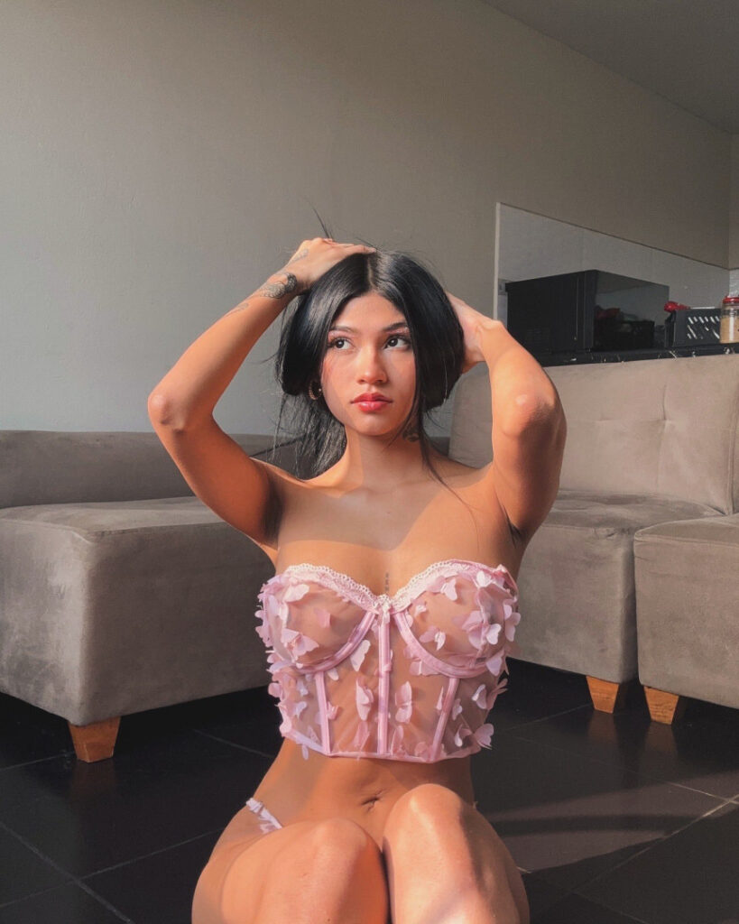 OnlyFans – bii_elss – Nude