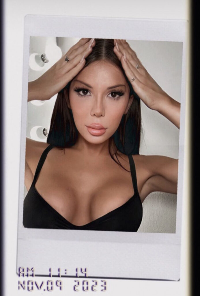 Trans – Instagram – Blaire White – Nude