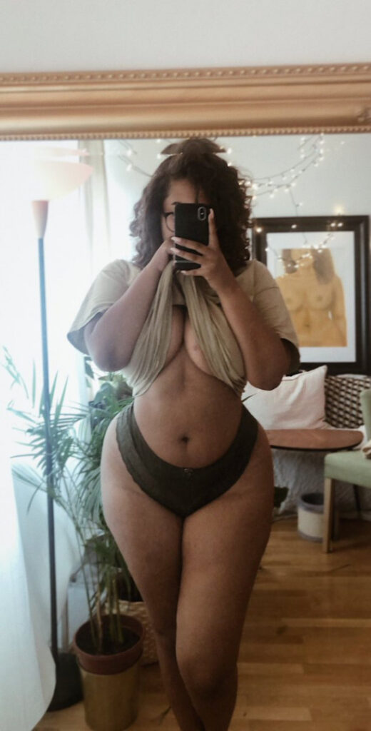 OnlyFans – T H I C C – Ebony – Caravega | Carasweden – Nude