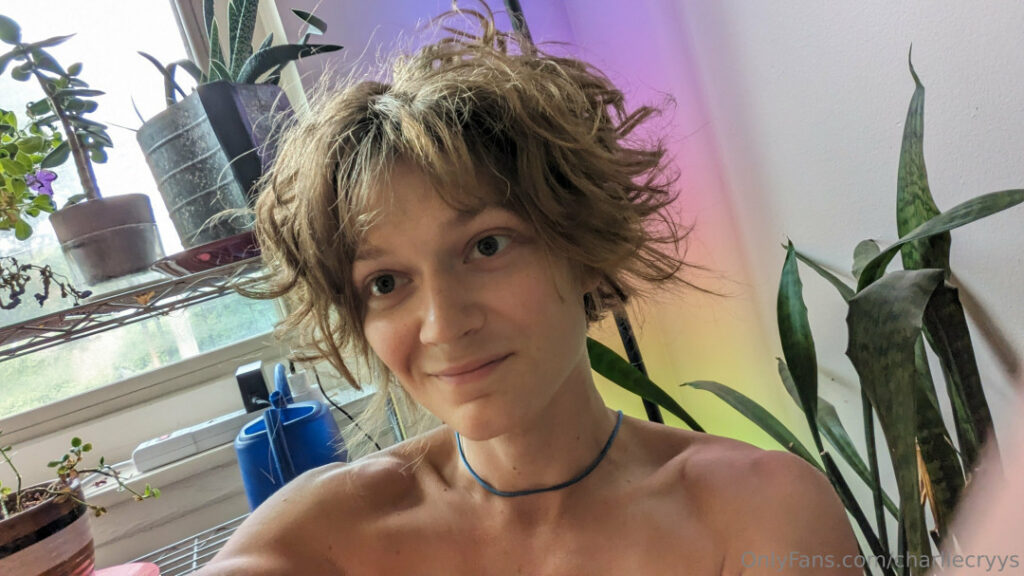 Trans – OnlyFans – Charlie | @charliecryys – Nude