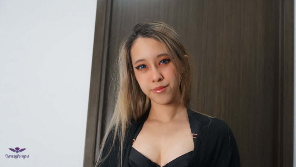 OnlyFans – Petite – Asian – chrissyvalkyrie – Nude