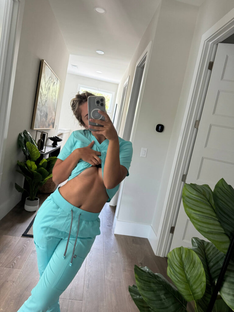 TikTok – Corina_907 | Corinna Layton – Nude