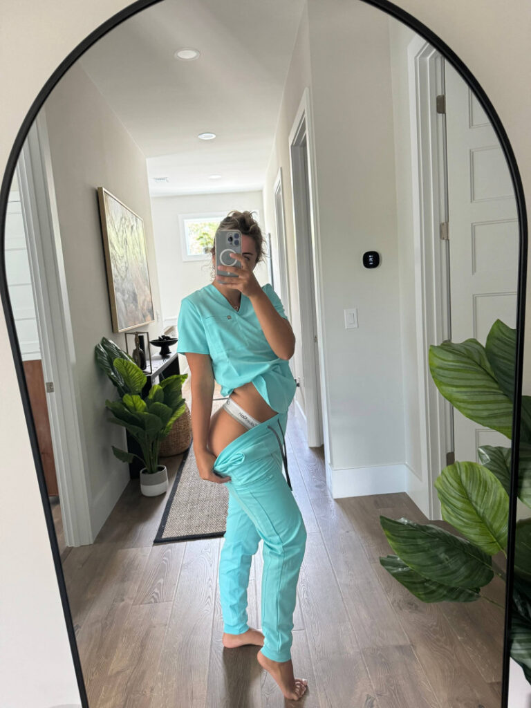 TikTok – Corina_907 | Corinna Layton – Nude