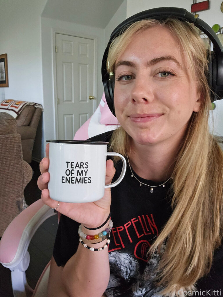 Patreon – Reddit – Cosmic Kitti / Cosmickitti – Nude