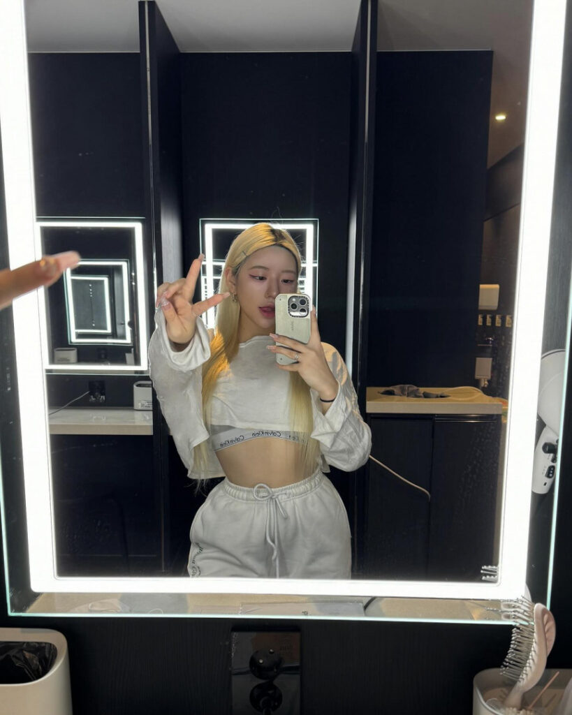 Instagram – T H I C C – Asian – DDUEN2 – Nude