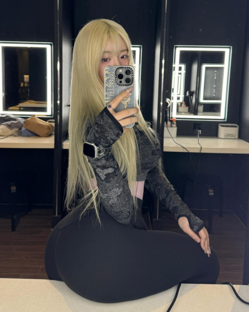 Instagram – T H I C C – Asian – DDUEN2 – Nude