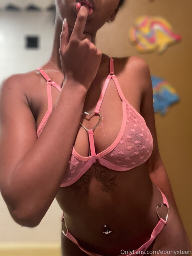 OnlyFans – ebonyxvenus / ebonyxteen – Nude