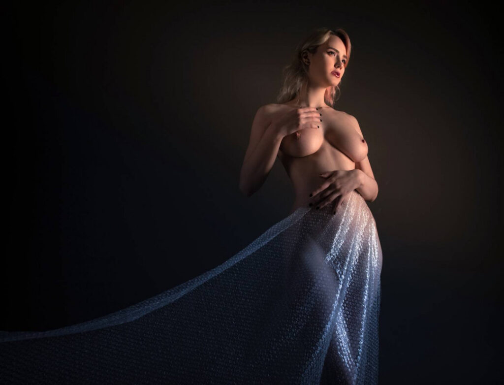 Instagram – Elena Maksimovskaya – Nude