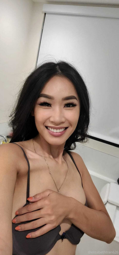 OnlyFans – Petite – Asian – Elizabeth Tran – Nude