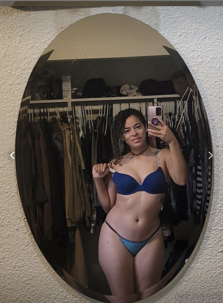 OnlyFans – enasni / Enasni Vee – Nude