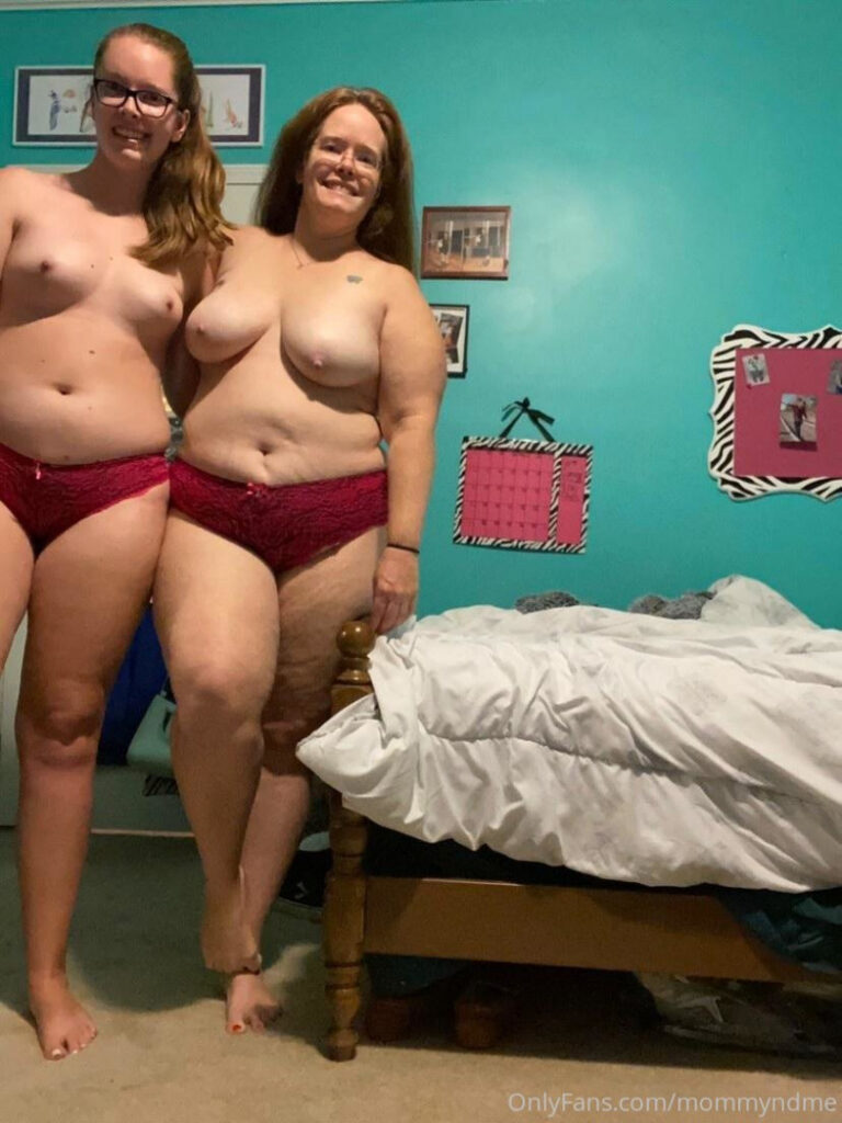 OnlyFans – Faith and Courtney (mommyndme) – Nude