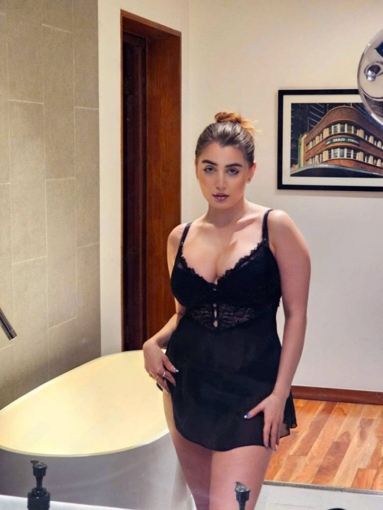 Twitch – Gee Nelly – Nude