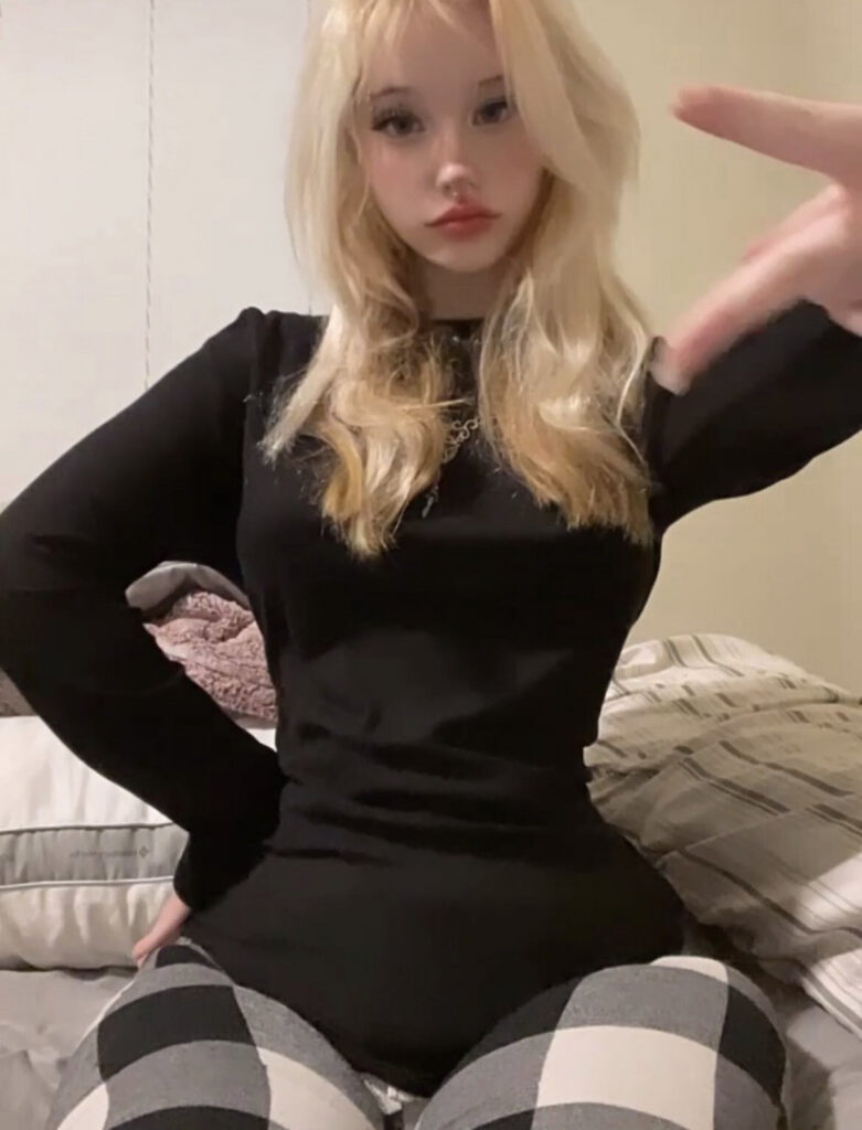 TikTok – T H I C C – gonkgonk666 / skizzy666 – Nude