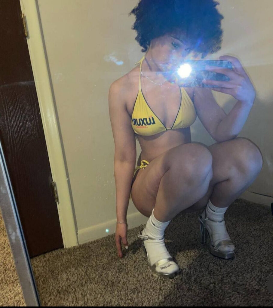 TikTok – T H I C C – Ebony – Gothxmyaa / Sxmya – Nude