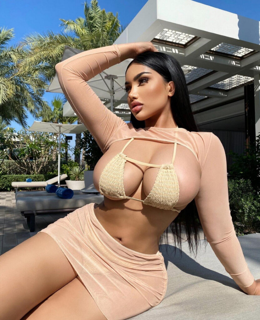 Instagram – T H I C C – BBW – Gul_bahari (gul bahari) – Nude