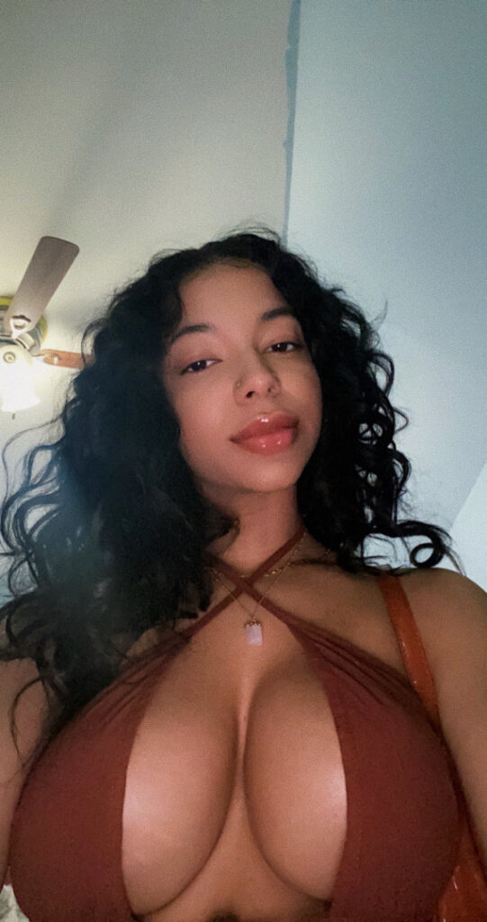 OnlyFans – TikTok – Imtheprincessj – Nude