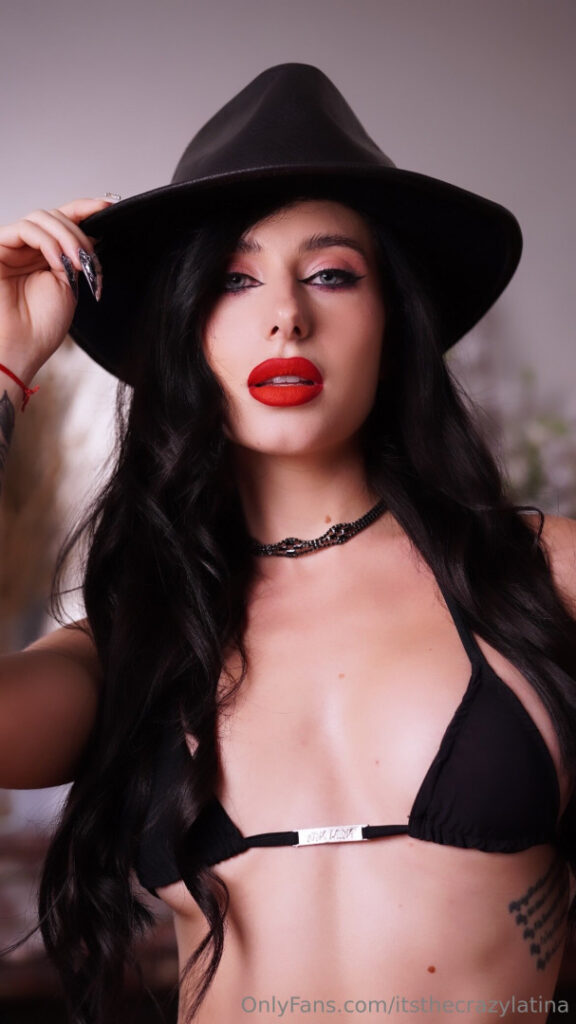 OnlyFans – Latina – itsthecrazylatina – Daniela Sofia Bragagnolo AKA Nanu – Nude