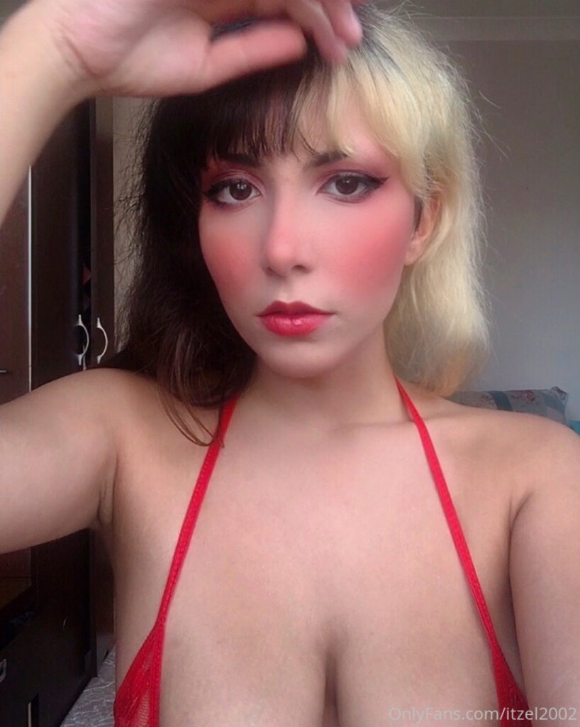 OnlyFans – Itzel2002 – Nude