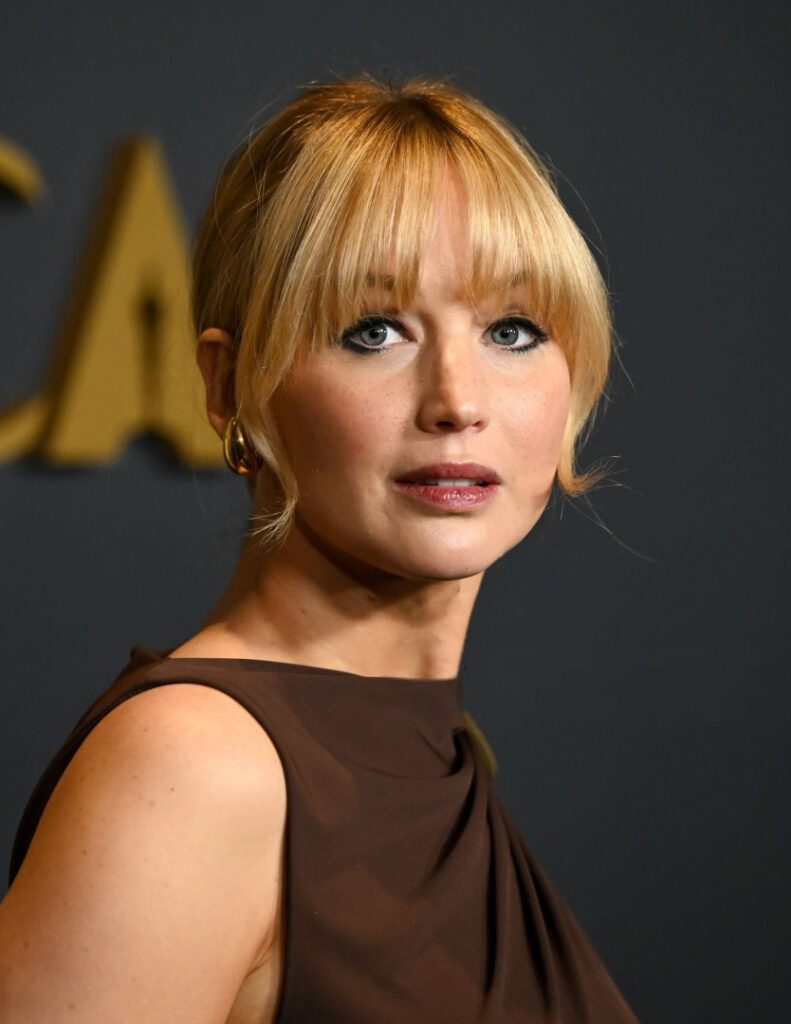 Celeb – Jennifer Lawrence – Nude