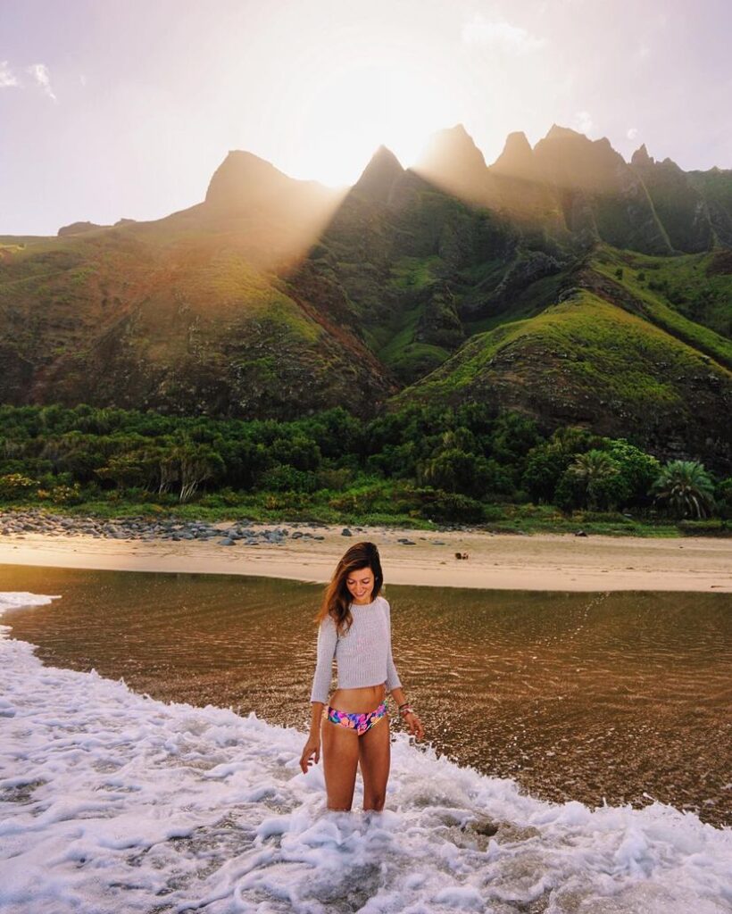 Instagram – Jess Dales | jess.wandering – Nude