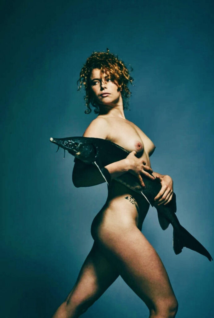 Celeb – Jessie Buckley – Nude