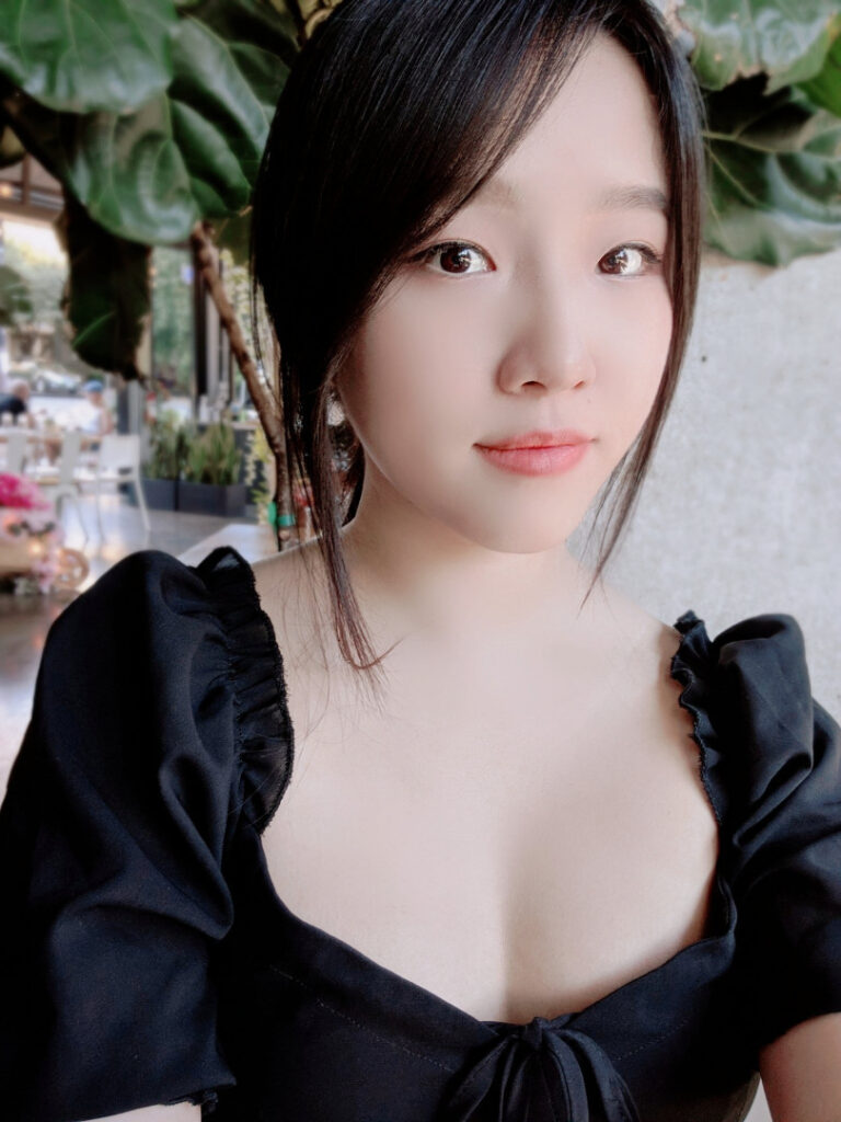 Twitch – Petite – Asian – Juwia / Juwiatv – Nude