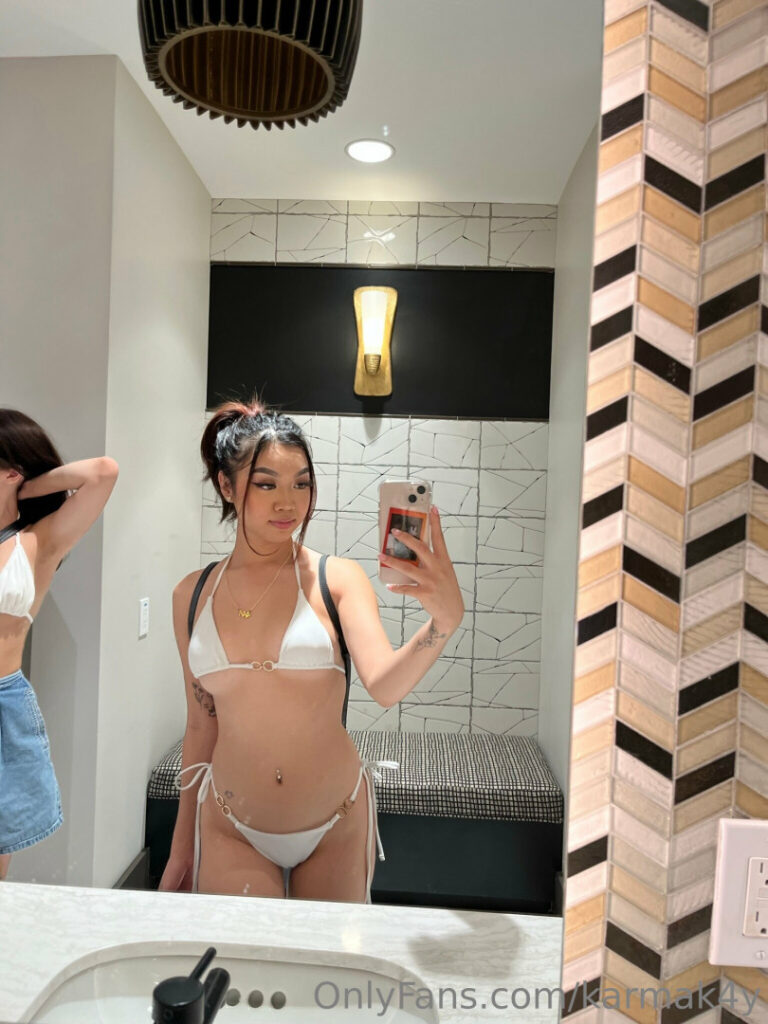 OnlyFans – Petite – Asian – karmak4y | Milkteakitty | Spoiledkitt4n | Kell.ie – Nude