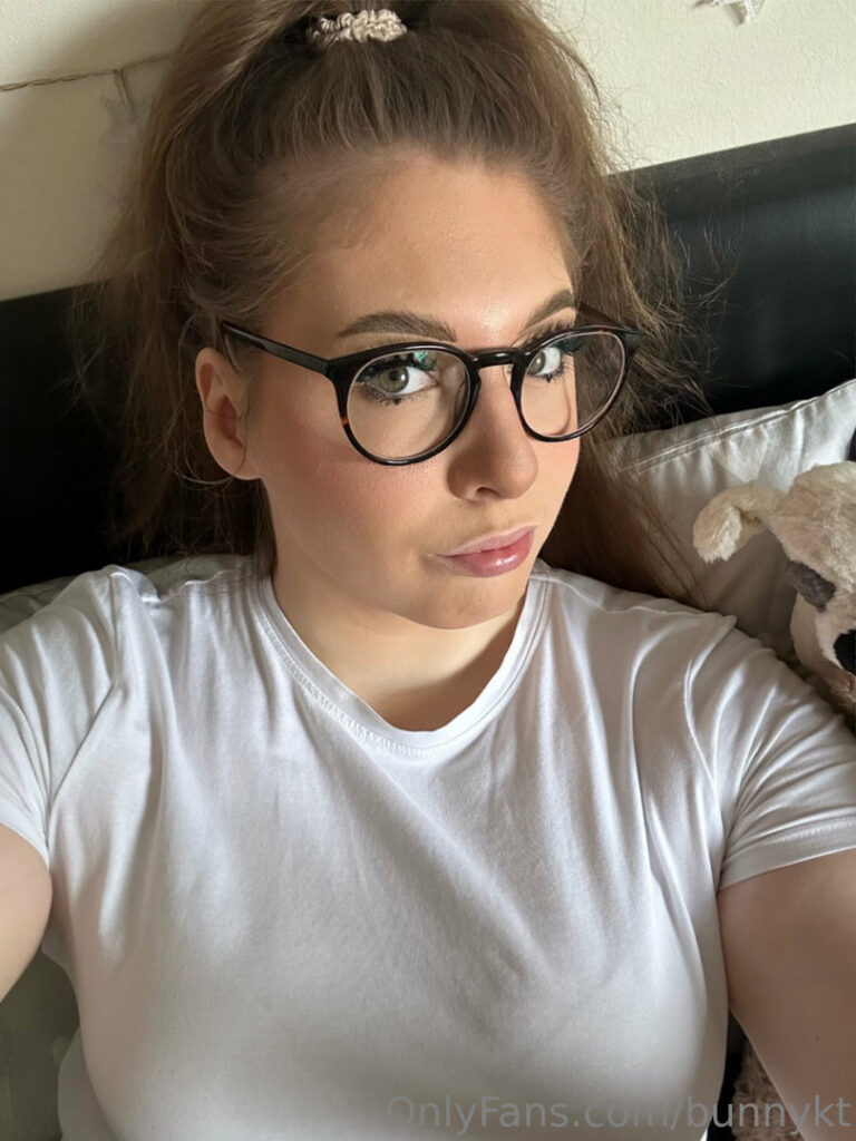 OnlyFans – Katie Woolls / Tallbunnyy / bunnykt / kaatie.lou – Nude