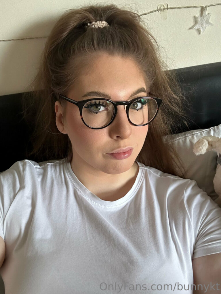 OnlyFans – Katie Woolls / Tallbunnyy / bunnykt / kaatie.lou – Nude