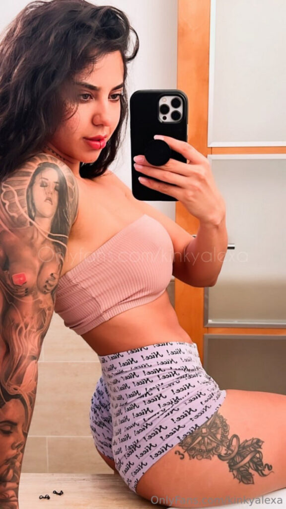 OnlyFans – Latina – Kinkyalexa – Nude