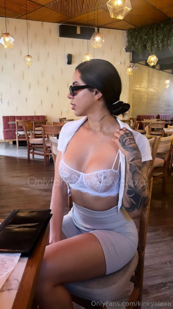 OnlyFans – Latina – Kinkyalexa – Nude