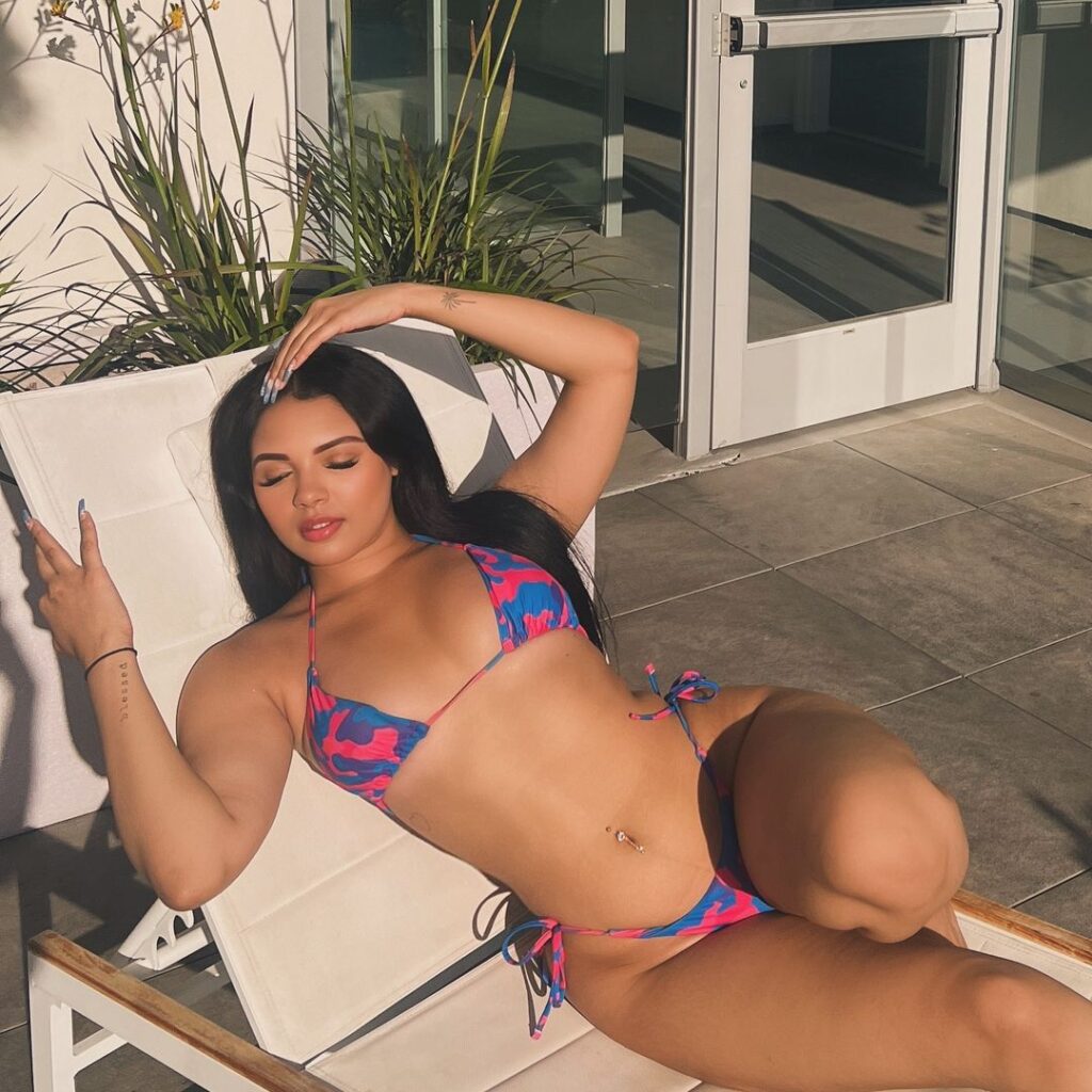TikTok – .kyanna – Nude
