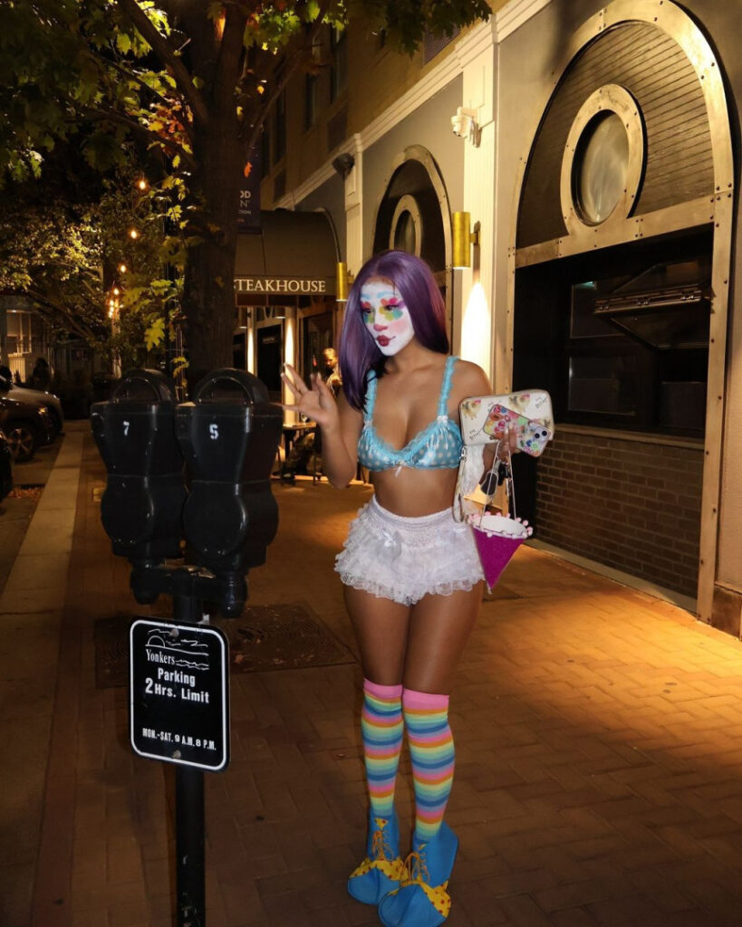 Instagram – Kylie Gesualdo – Nude