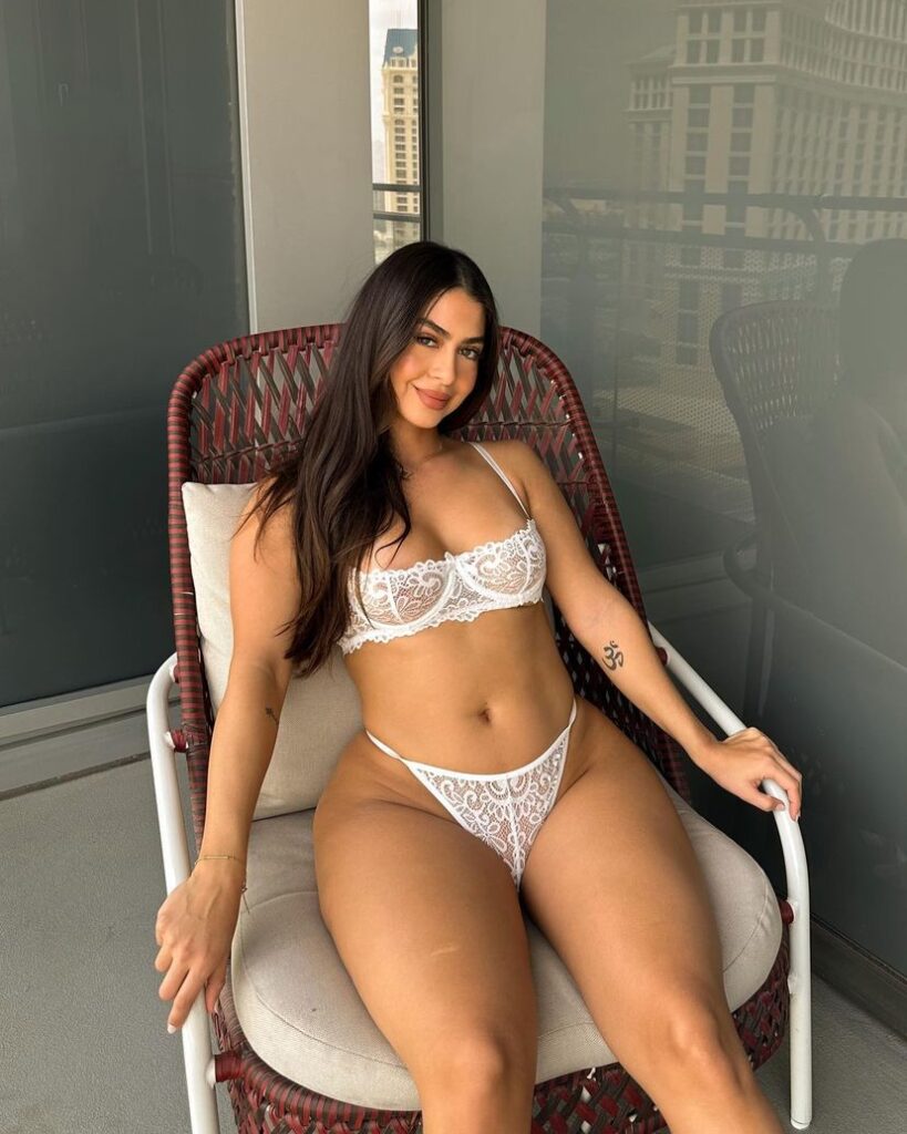 Instagram – OnlyFans – Lety Villalvazo – Nude