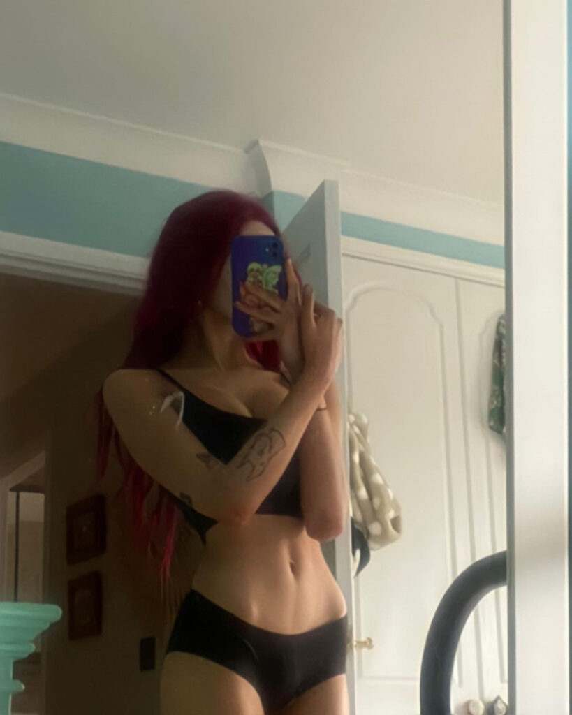 OnlyFans – TikTok – Instagram – liverinrose/erinrosa – Nude