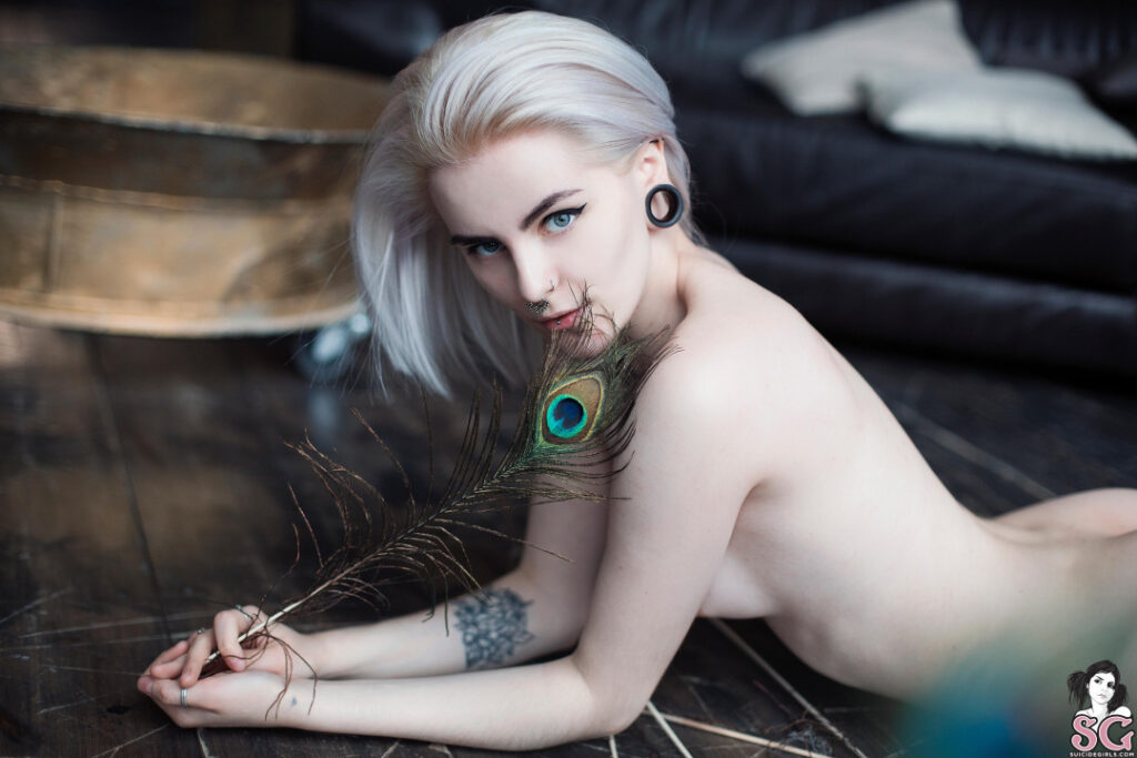 Suicide Girls – Livermorium – Nude