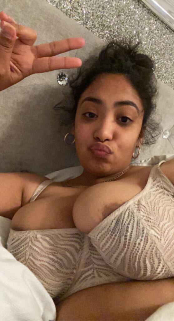 OnlyFans – TikTok – Liz_ariasss – Nude