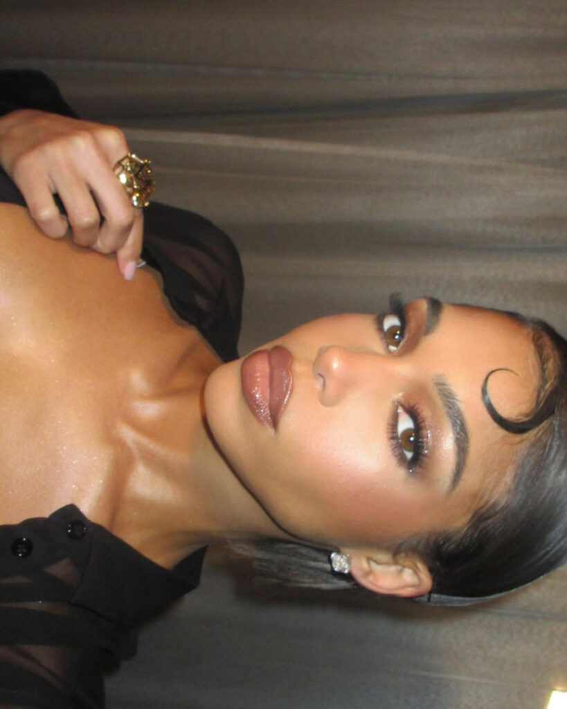 Instagram – Lori Harvey – Nude