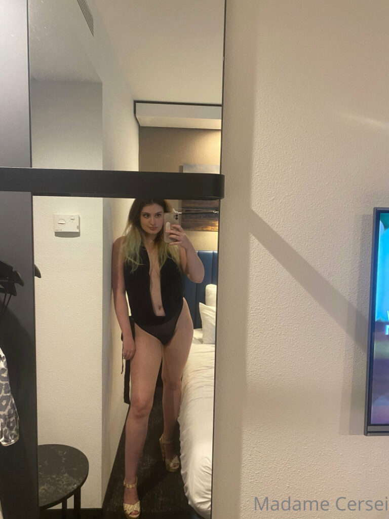 OnlyFans – Madame Cersei / Madamecersei / ynwatp – Nude