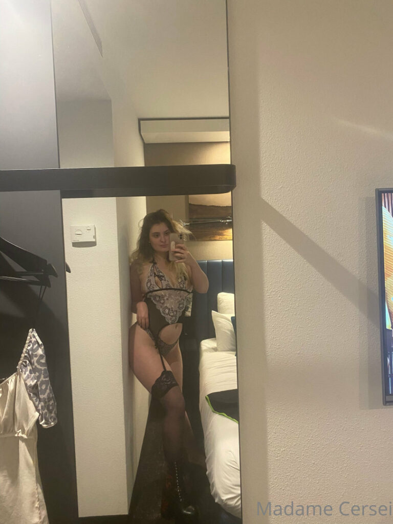 OnlyFans – Madame Cersei / Madamecersei / ynwatp – Nude